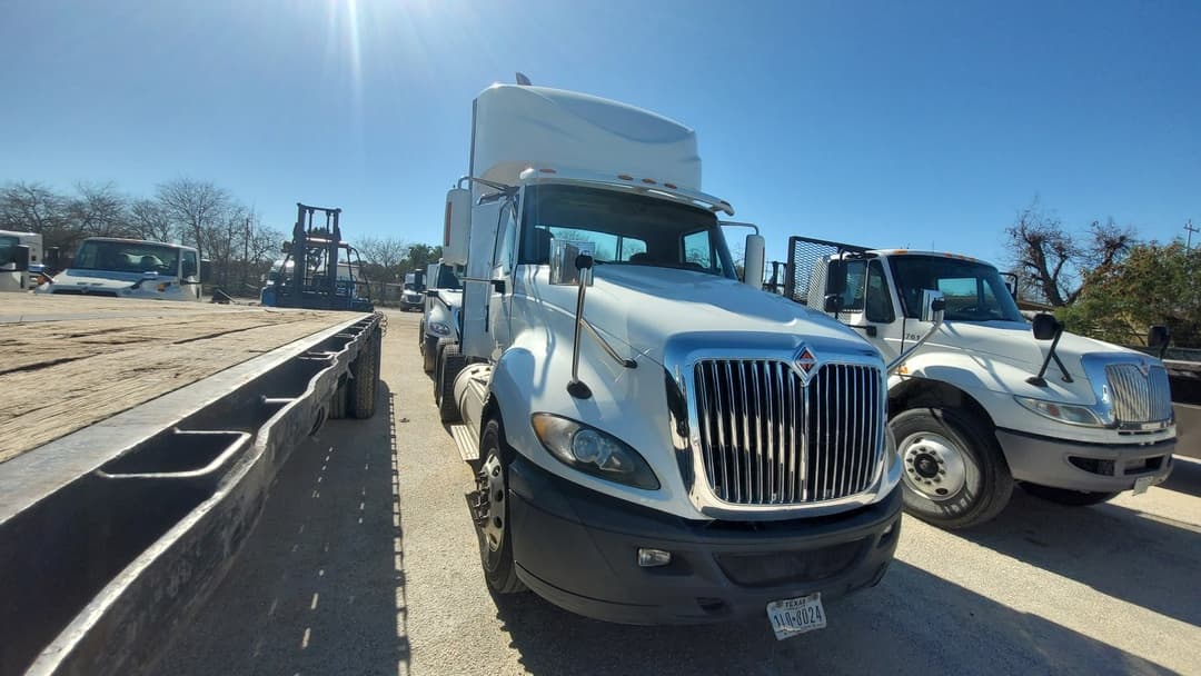 2017 International ProStar in SAN ANTONIO, TX — photo 2