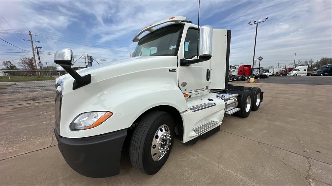 2021 International LT