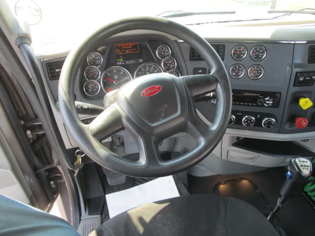 2020 Peterbilt 567 in BUTLER, PA — photo 11