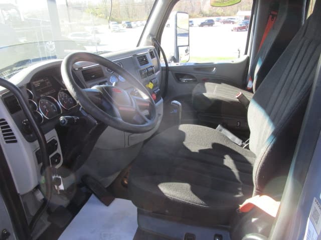 2020 Peterbilt 567 in BUTLER, PA — photo 13