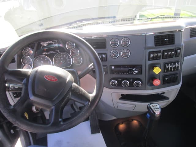 2020 Peterbilt 567 in BUTLER, PA — photo 14