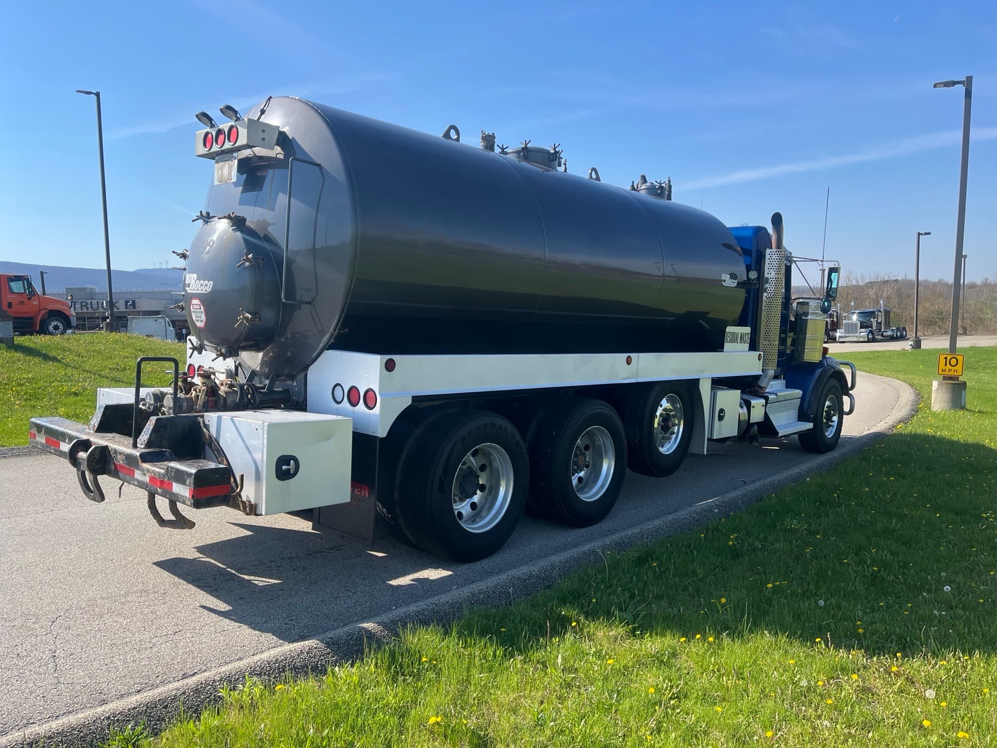 2019 Kenworth T800 in UNIONTOWN, PA — photo 4