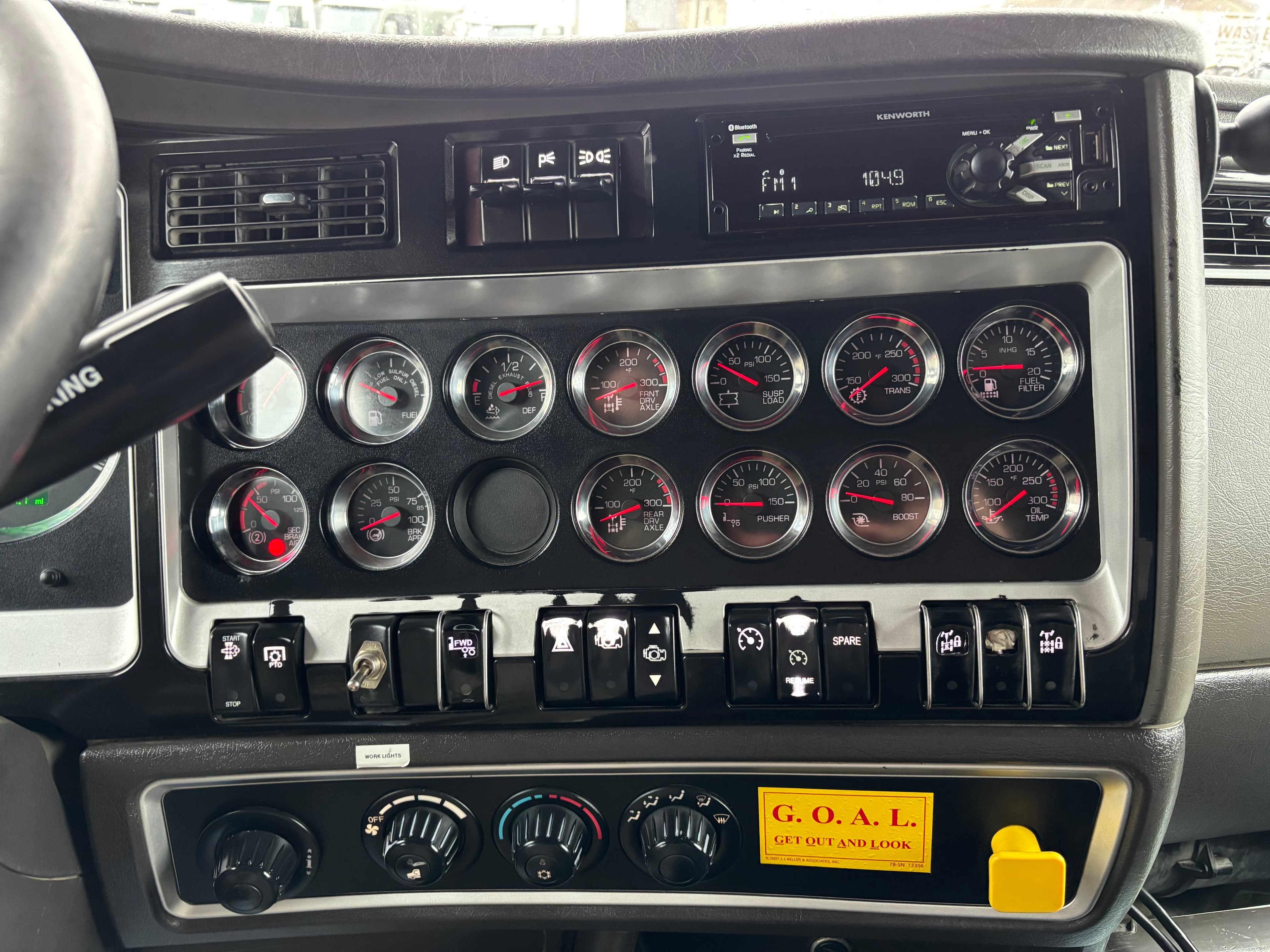 2019 Kenworth T800 in SCRANTON, PA — photo 10
