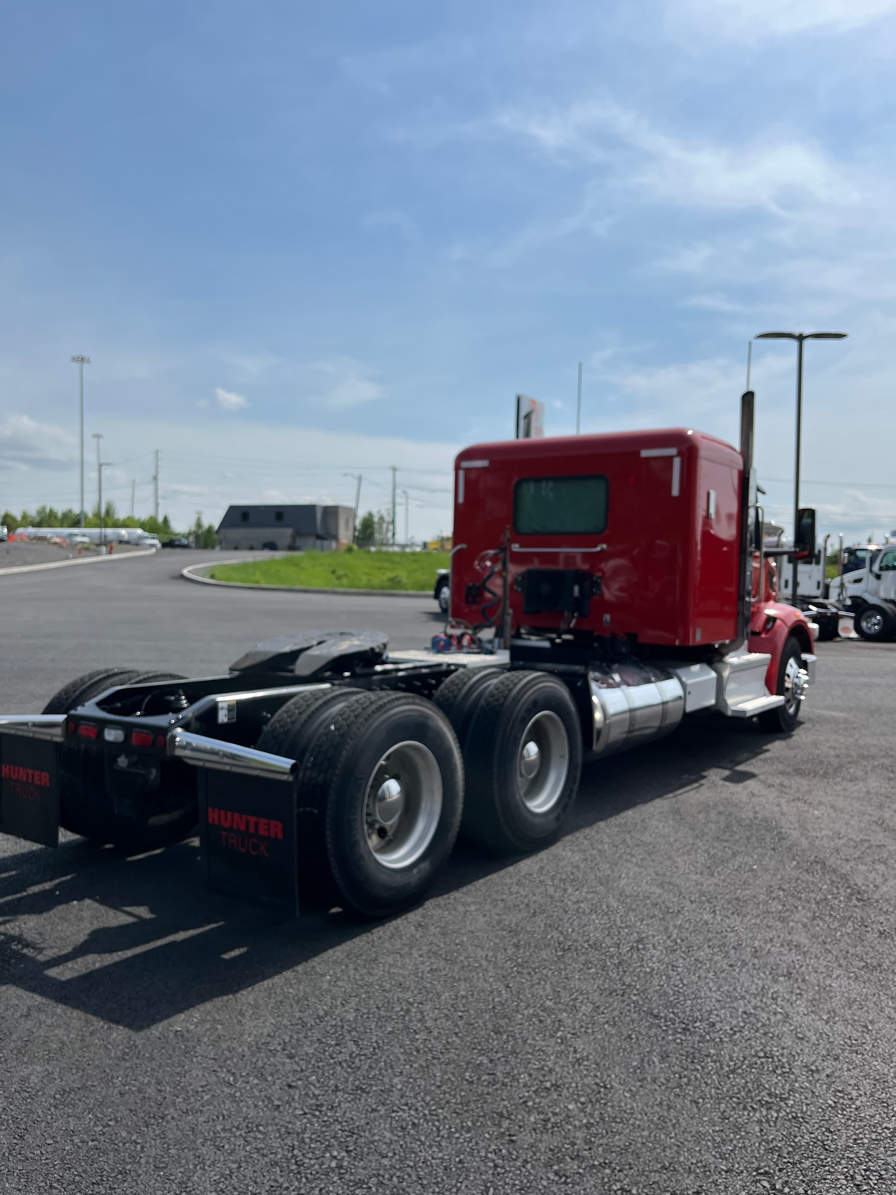 2023 Peterbilt 567 in ALLENTOWN, PA — photo 5