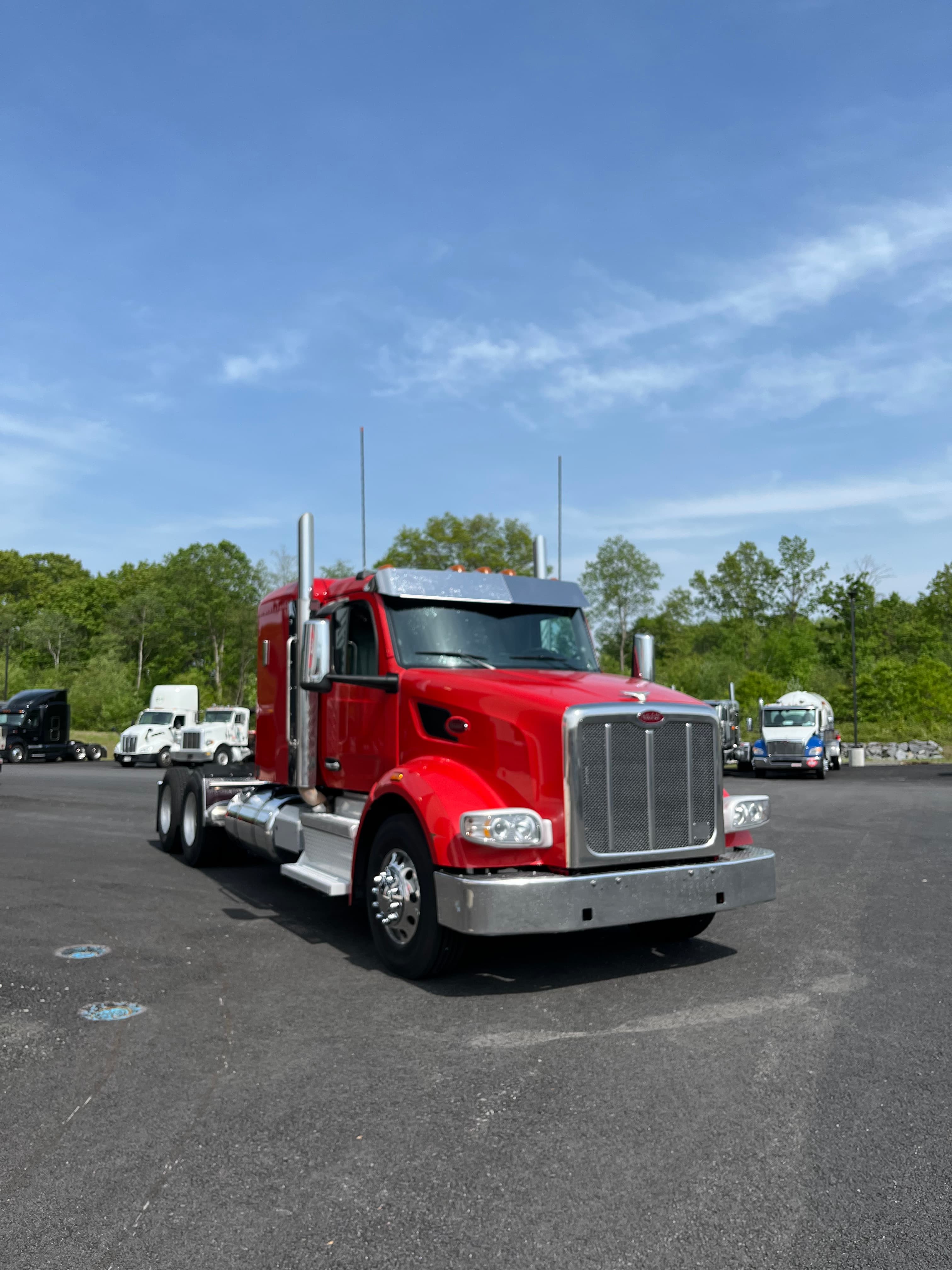2023 Peterbilt 567 in ALLENTOWN, PA — photo 7