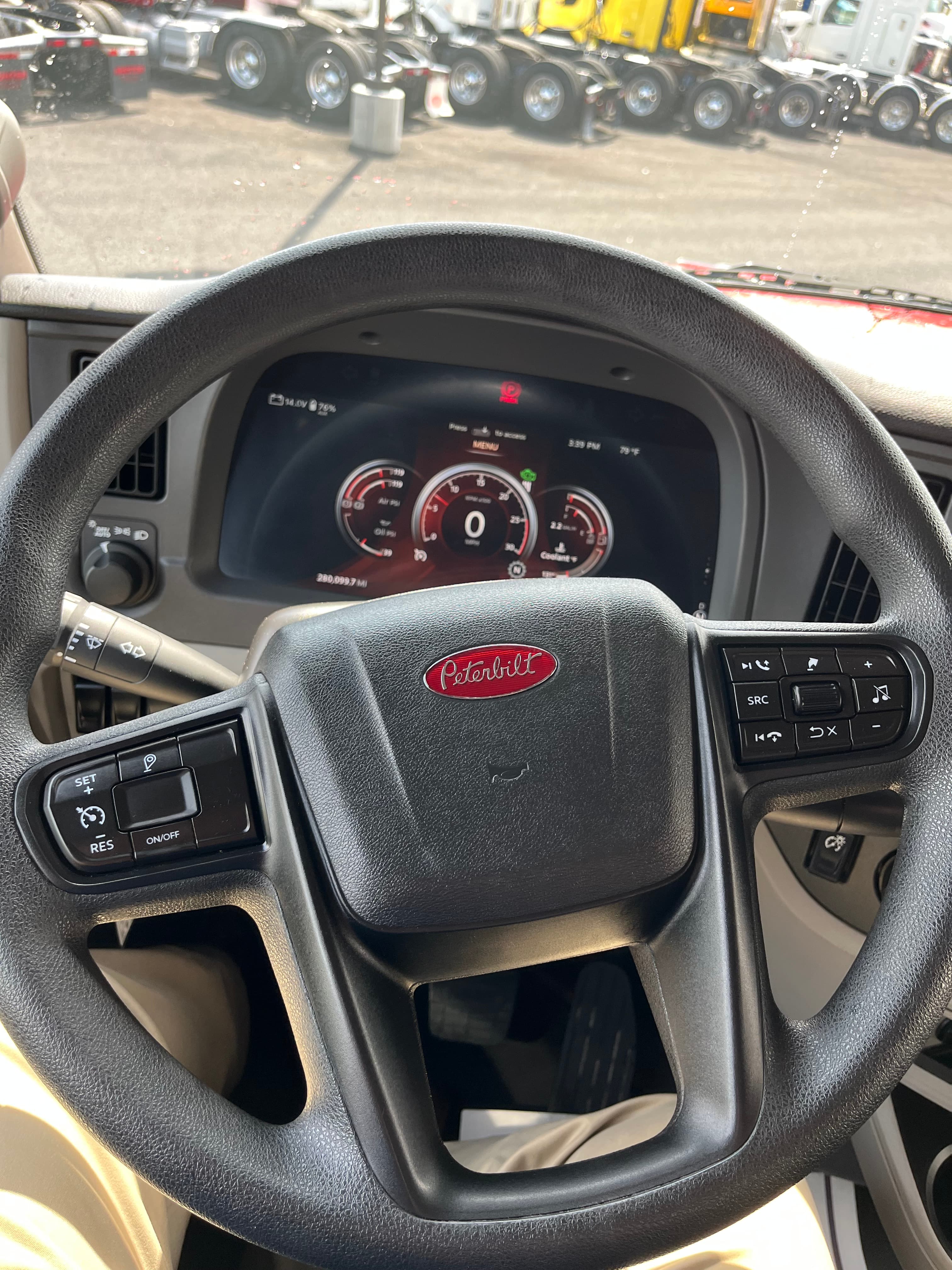 2023 Peterbilt 567 in ALLENTOWN, PA — photo 14