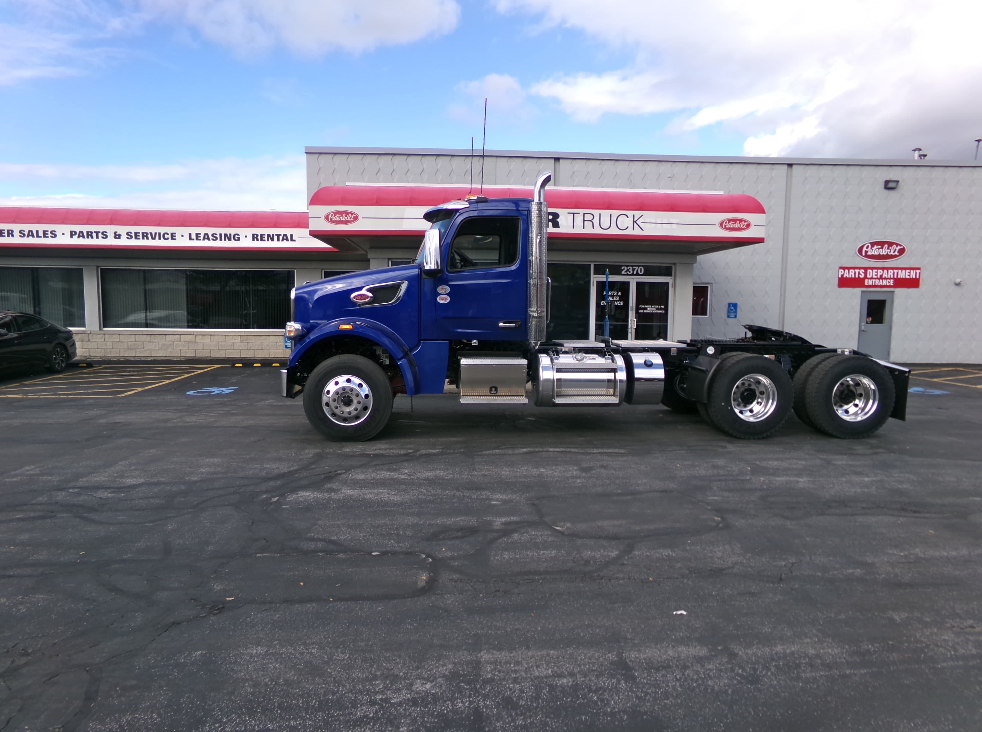 2025 Peterbilt 567 in BUFFALO, NY — photo 4