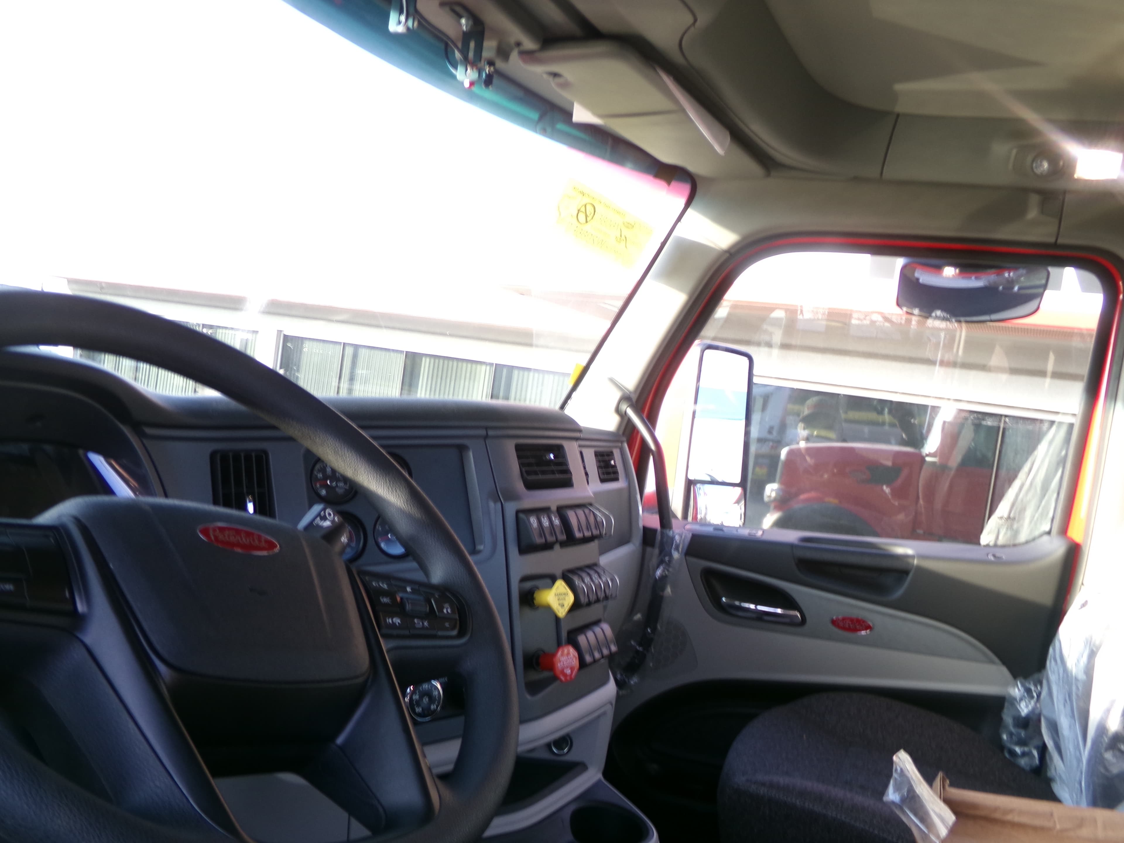 2025 Peterbilt 567 in BUFFALO, NY — photo 5