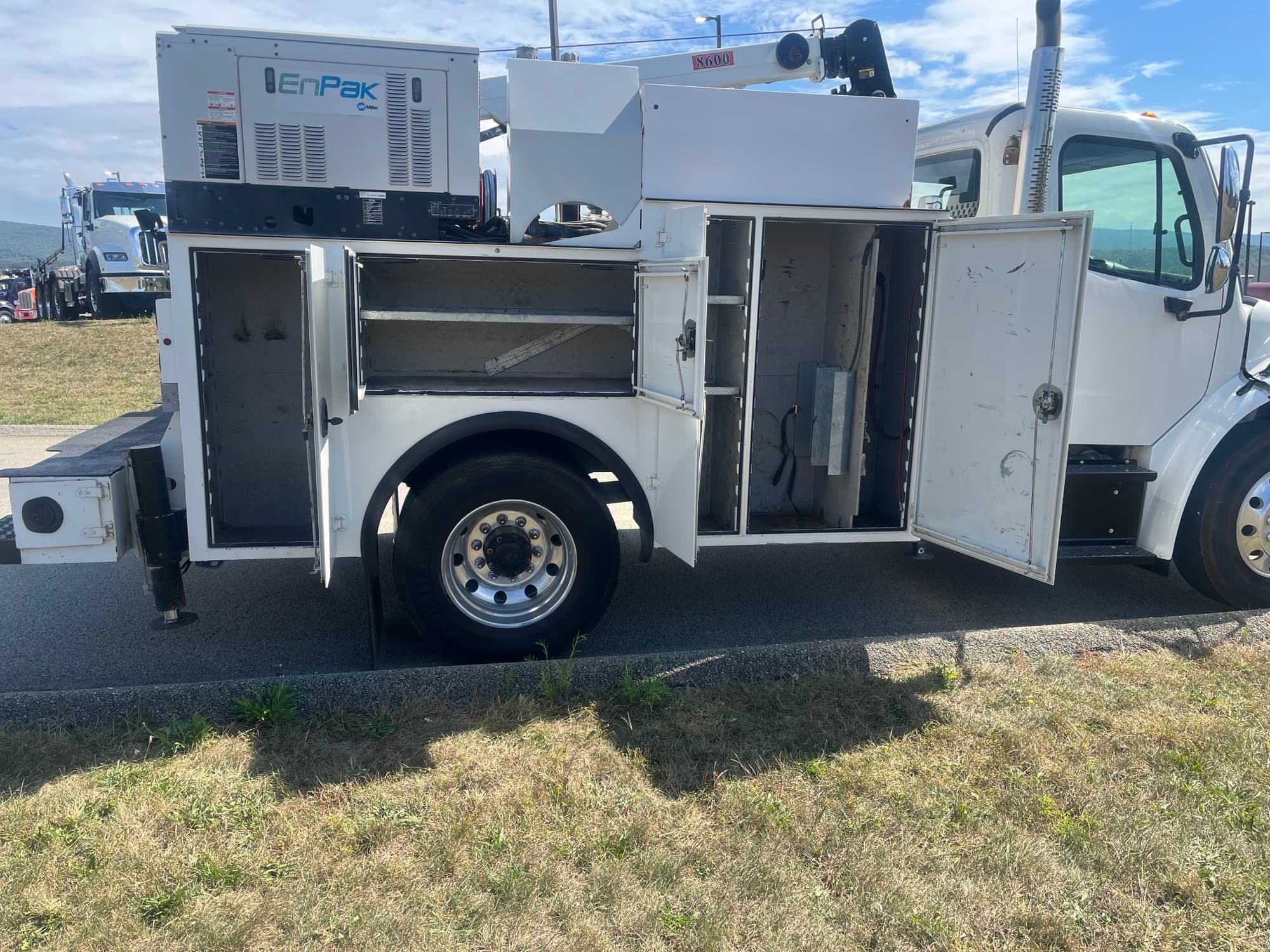 2016 Freightliner M2 106 in UNIONTOWN, PA — photo 6