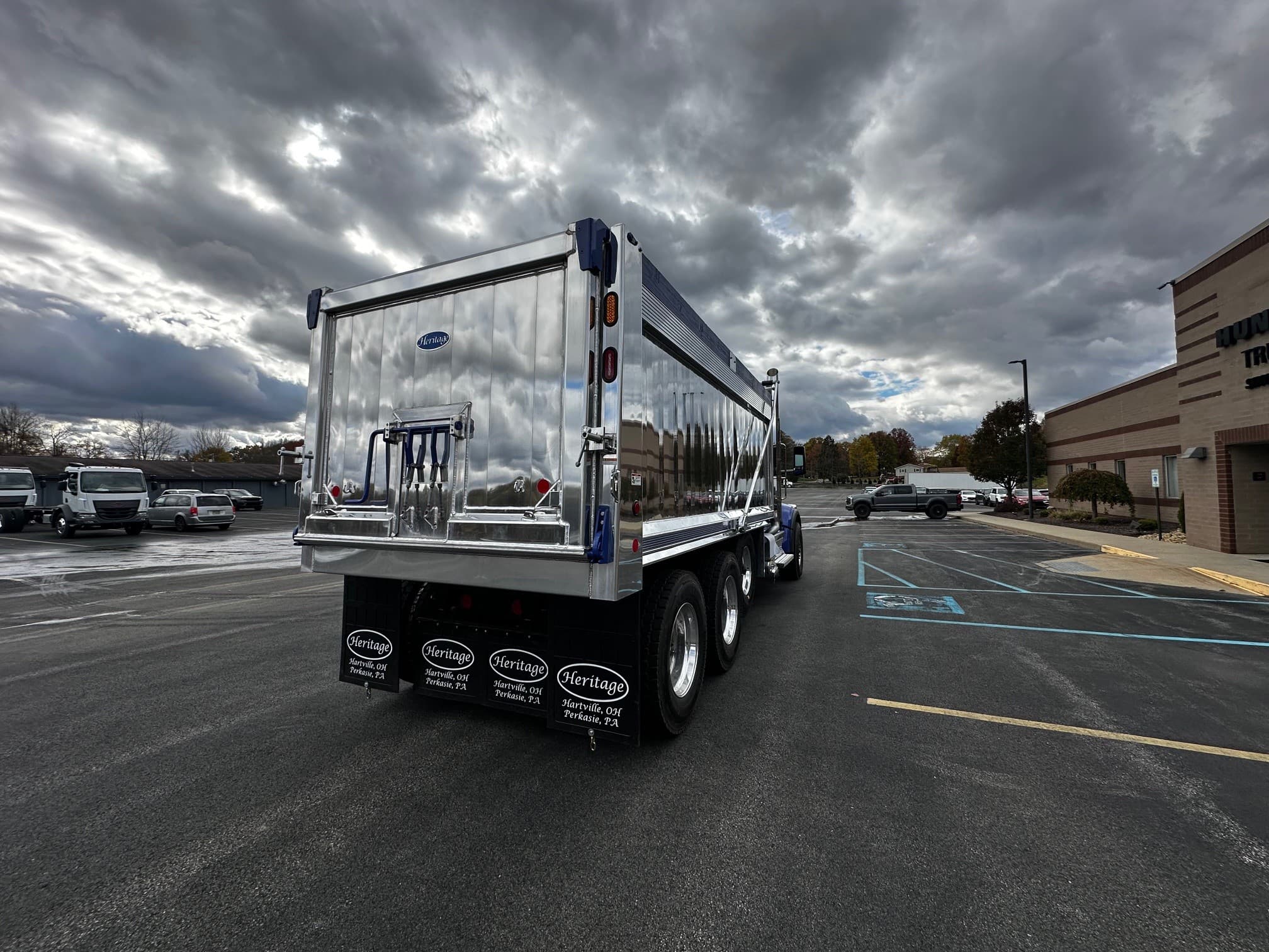 2026 Peterbilt 567 in BUTLER, PA — photo 10