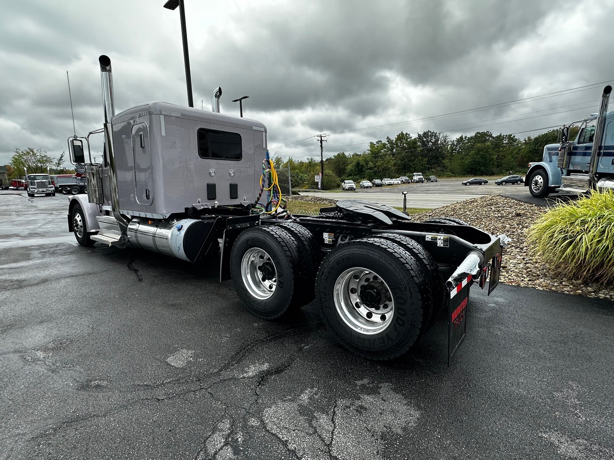 2026 Peterbilt 589 in BUTLER, PA — photo 3