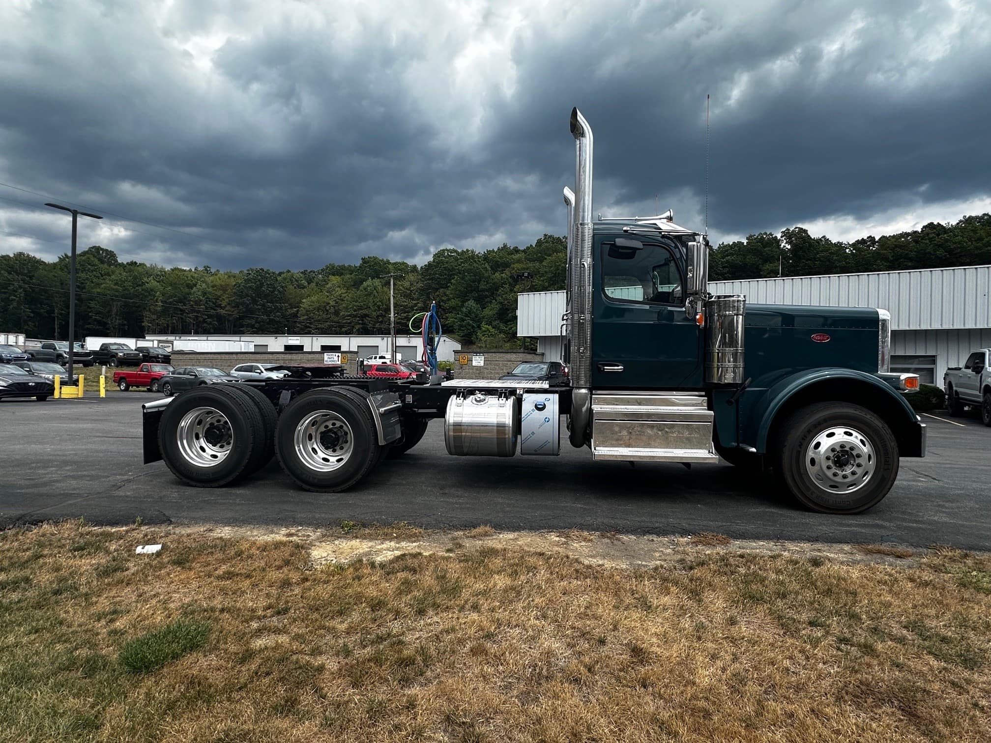 2026 Peterbilt 589 in BUTLER, PA — photo 5
