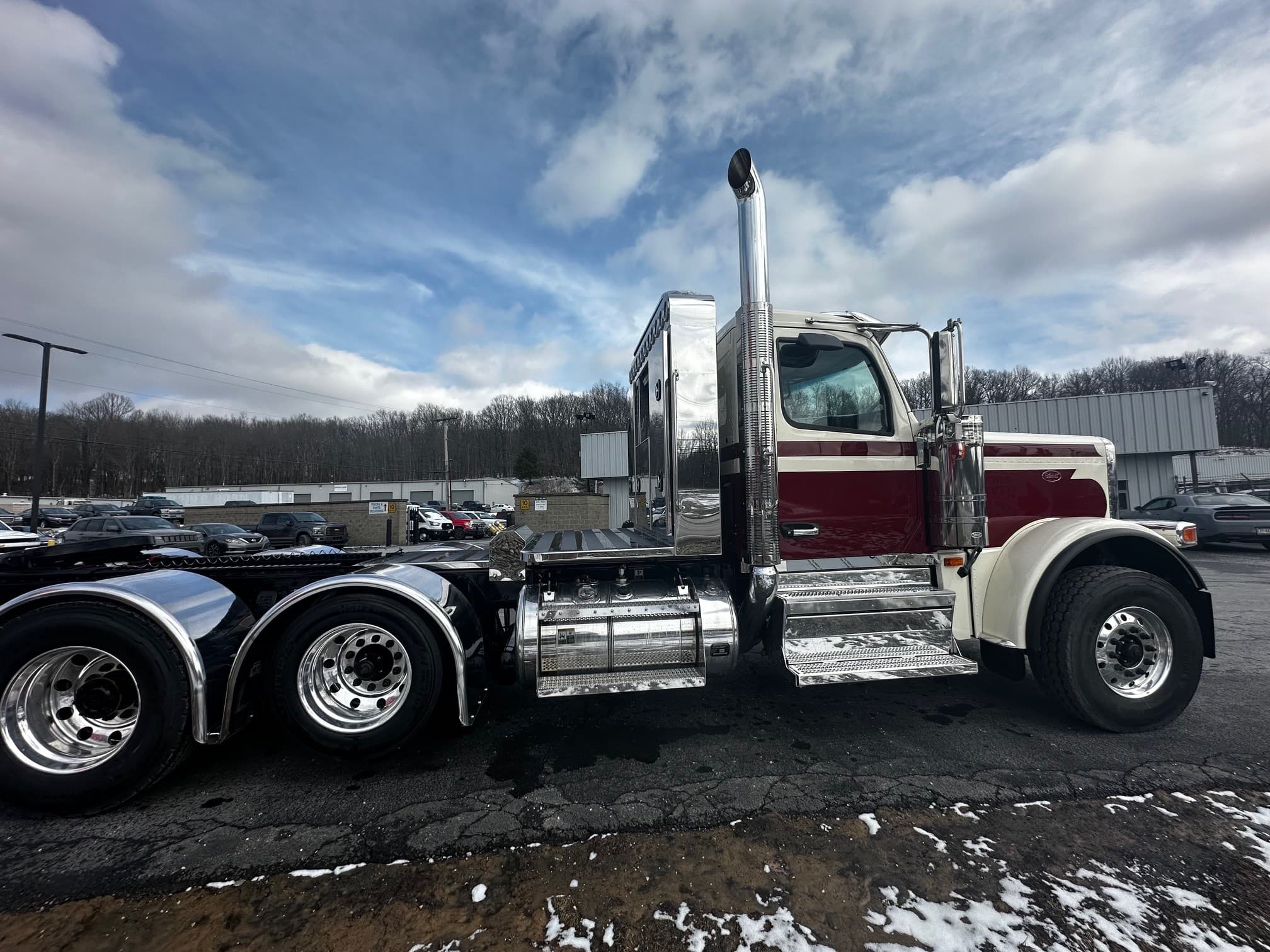 2026 Peterbilt 589 in BUTLER, PA — photo 9