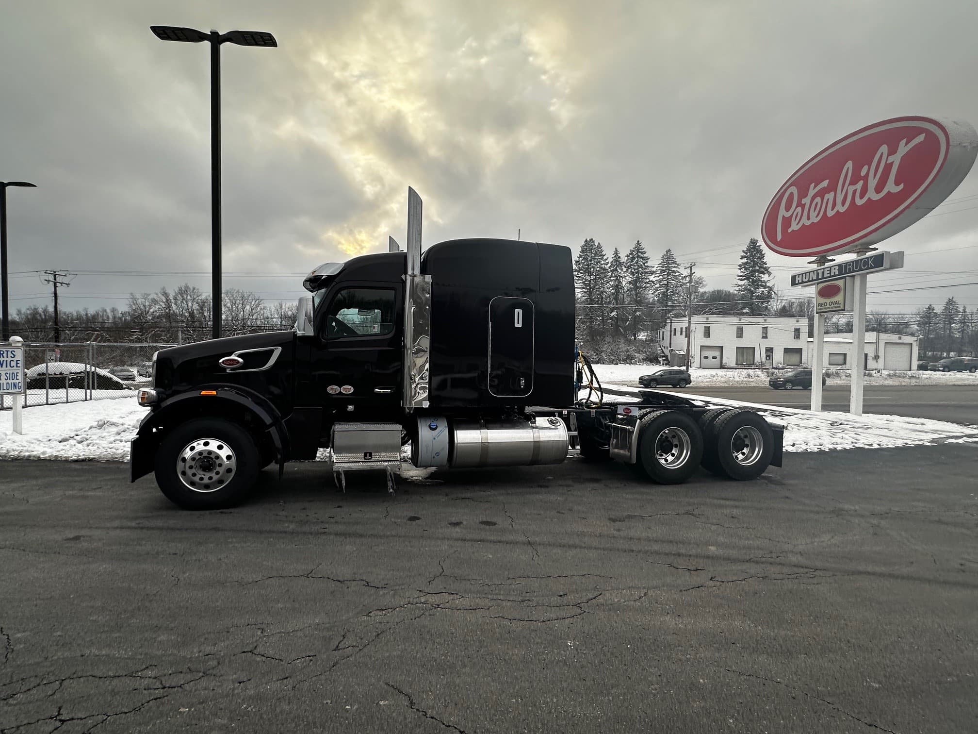 2026 Peterbilt 567 in BUTLER, PA — photo 15