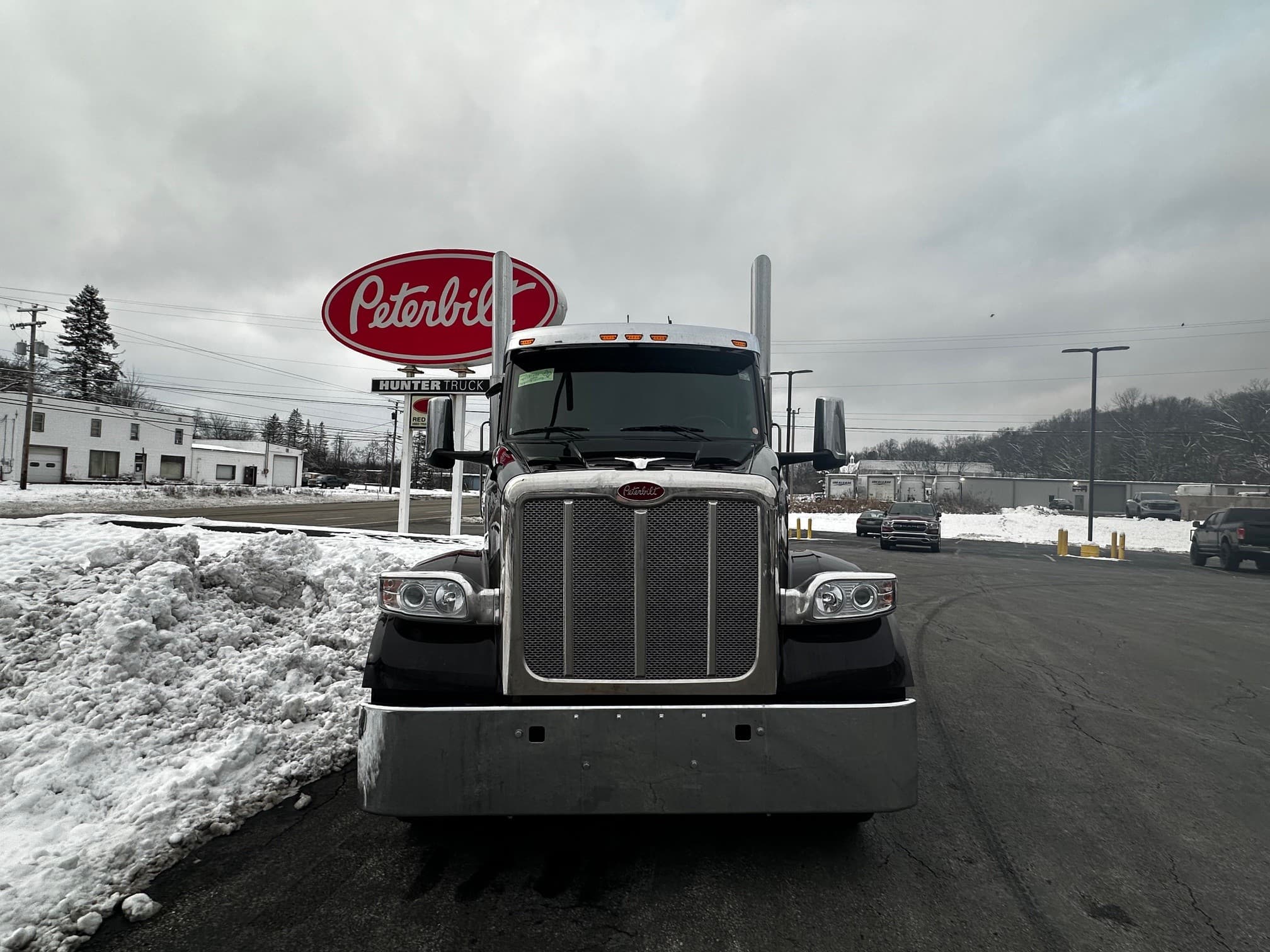 2026 Peterbilt 567 in BUTLER, PA — photo 8