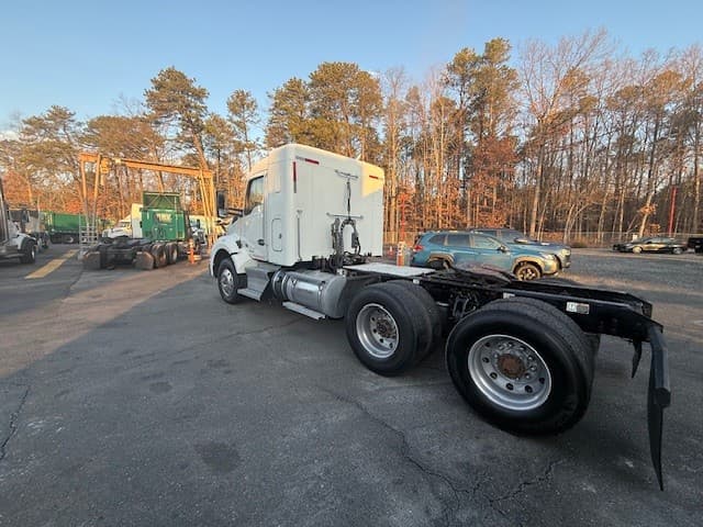 2020 Kenworth T880 in CLARKSBURG, WV — photo 6