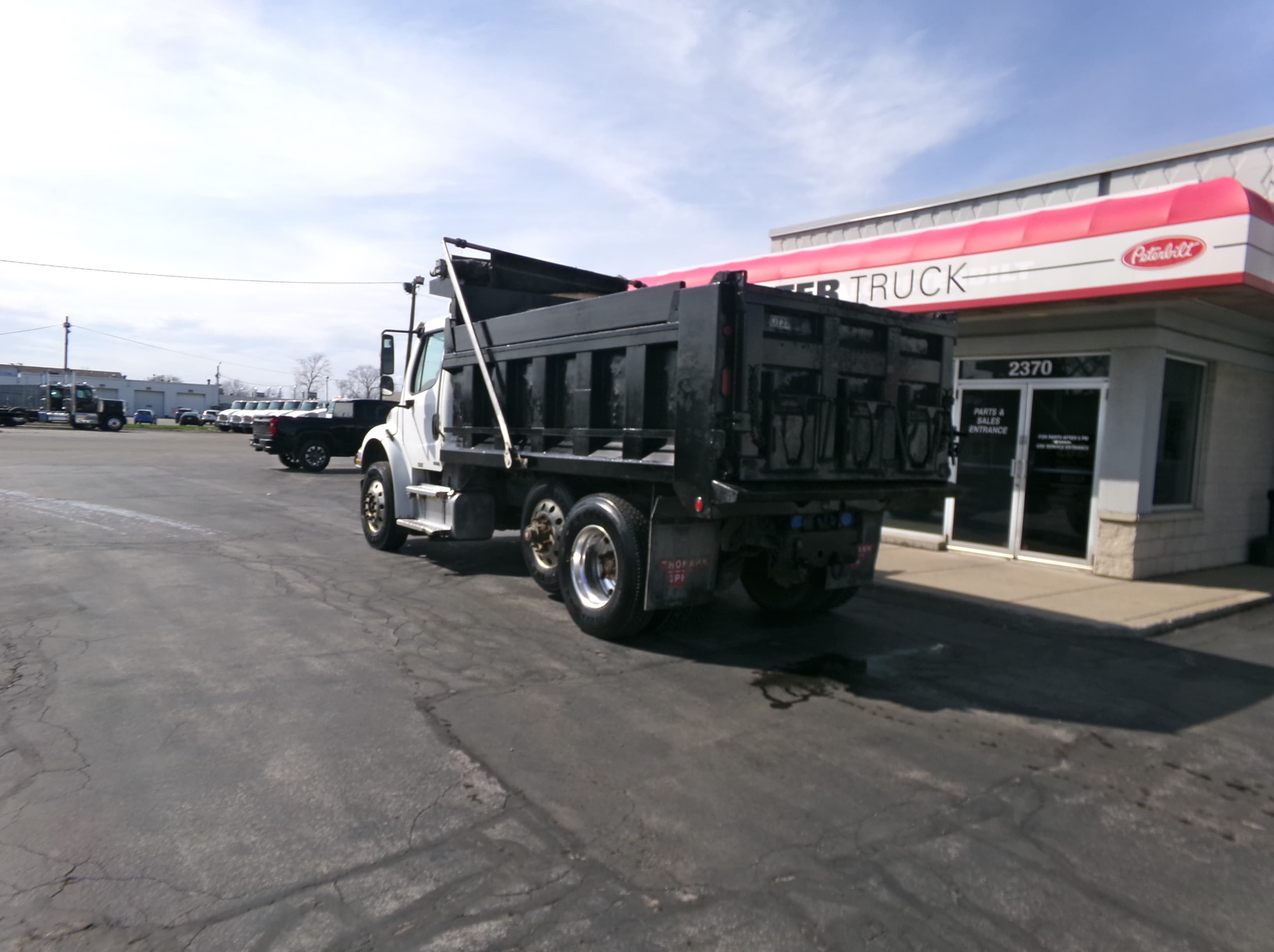 2008 Freightliner M2 106 in BUFFALO, NY — photo 5