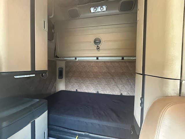2020 Freightliner 122SD in CLEARFIELD, PA — photo 6