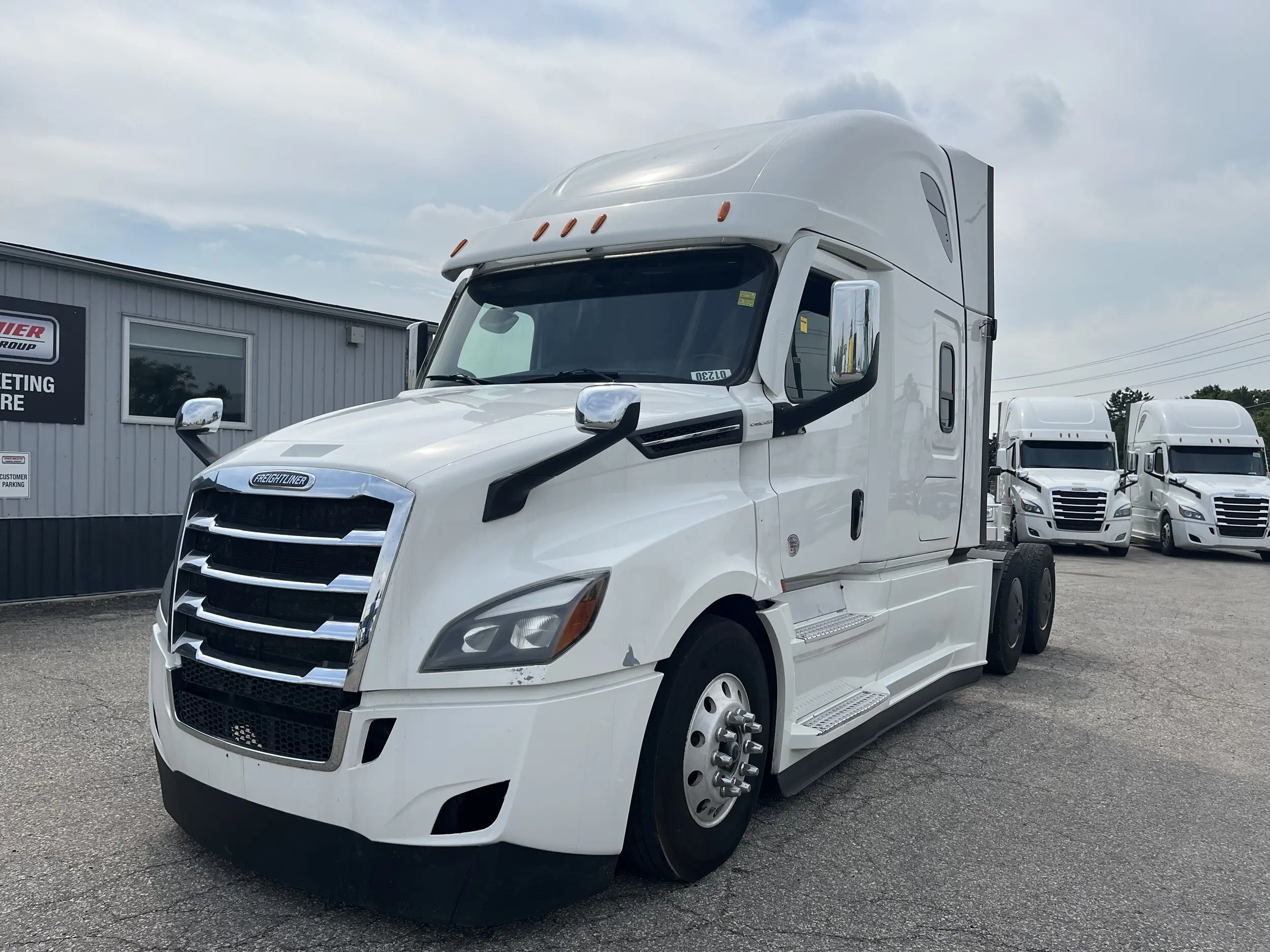 2023 Freightliner Cascadia