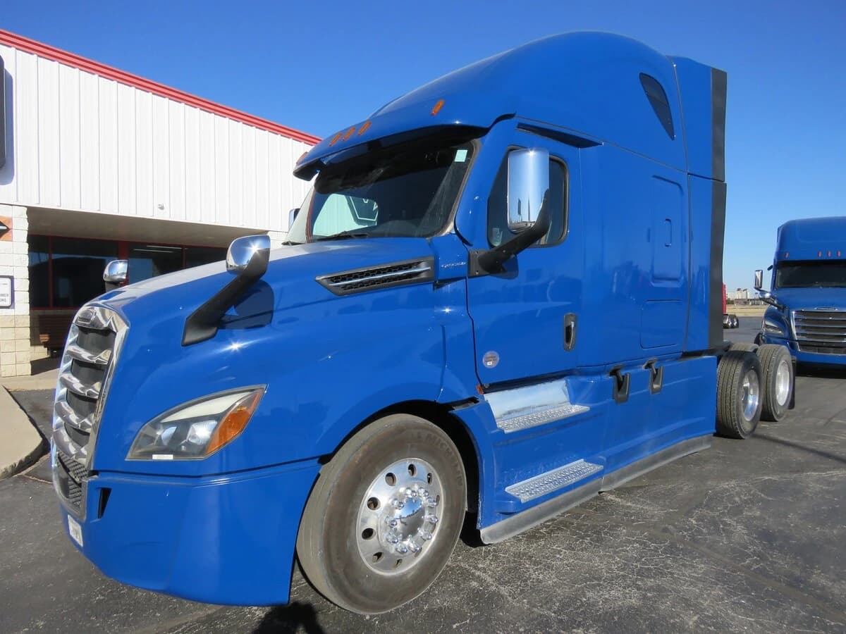 2022 Freightliner Cascadia