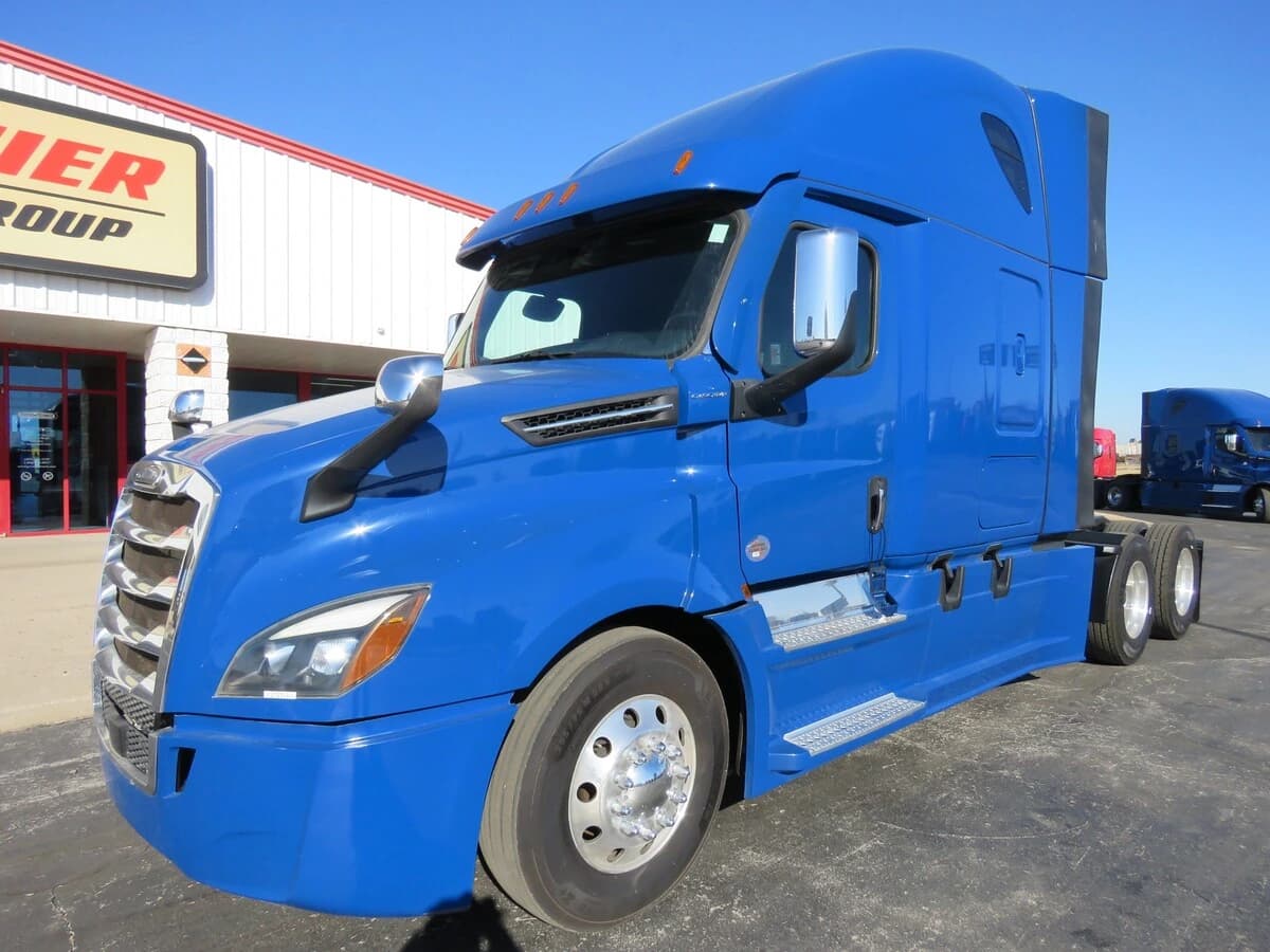 2022 Freightliner Cascadia
