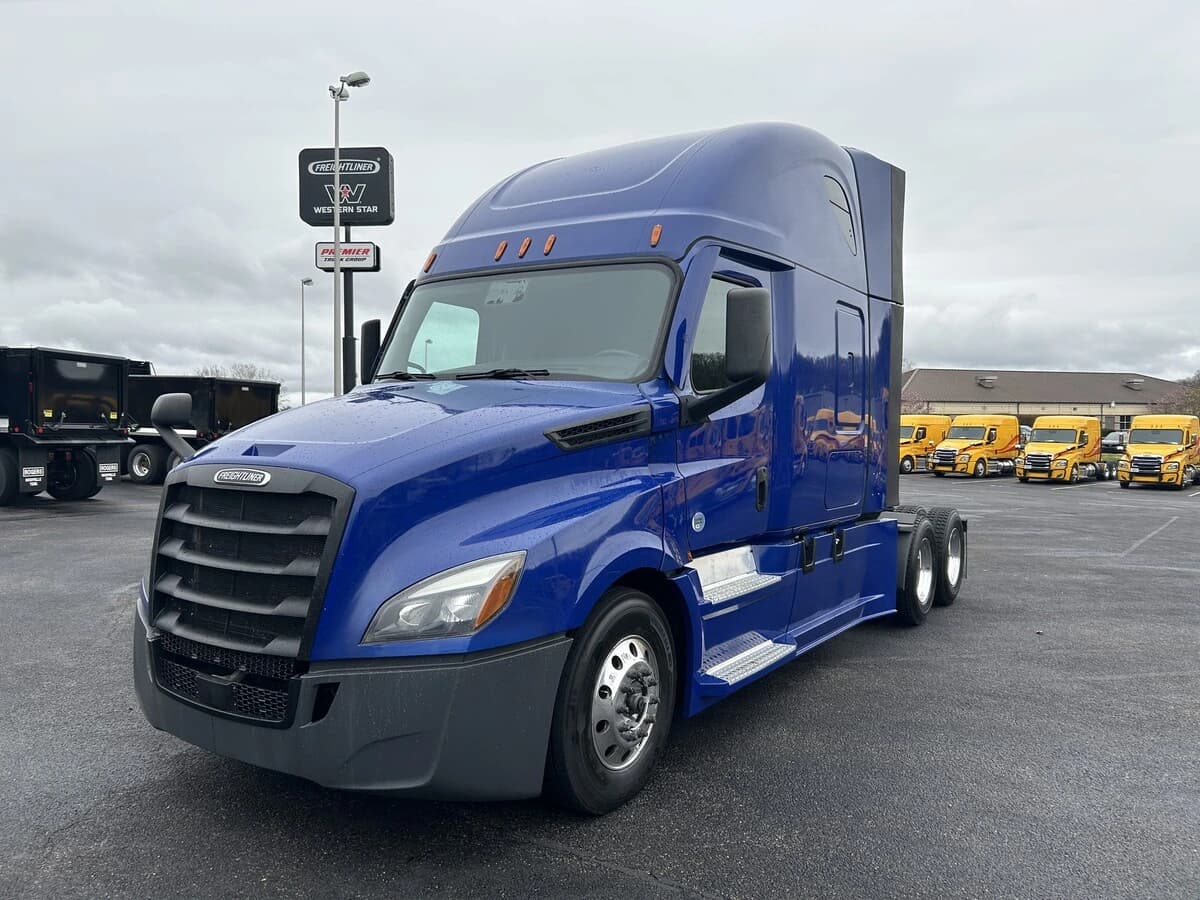 2022 Freightliner Cascadia