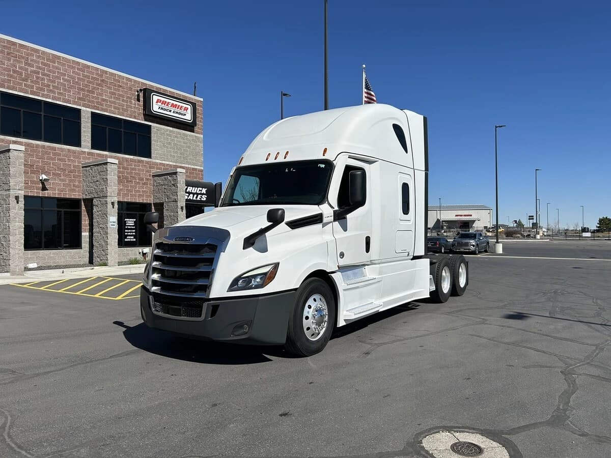 2022 Freightliner Cascadia