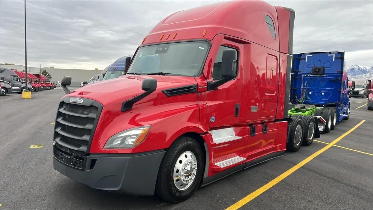 2022 Freightliner Cascadia