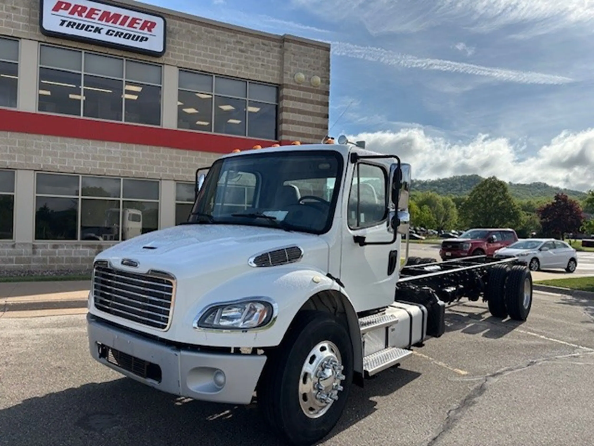 2020 Freightliner M2 106