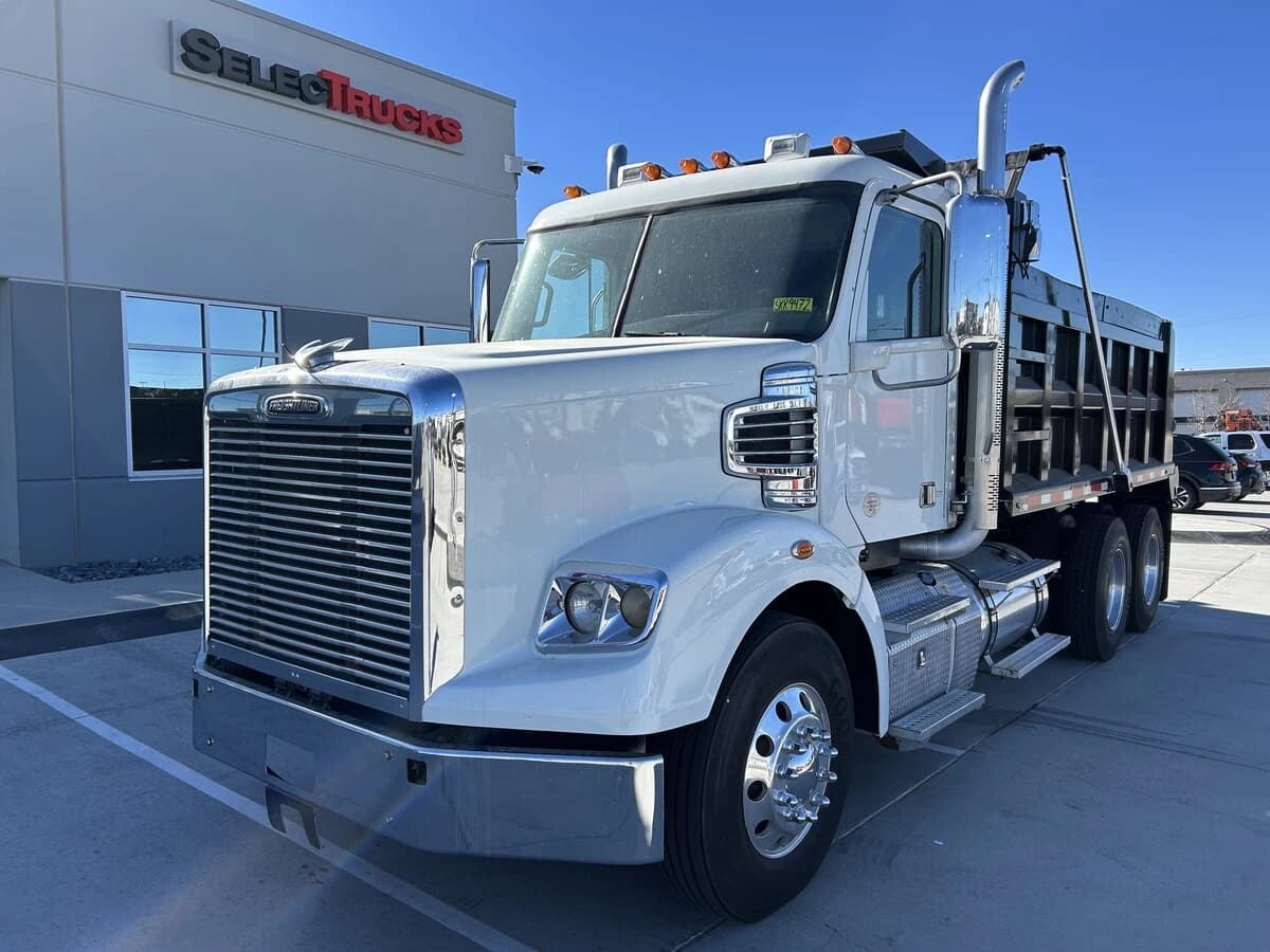 2019 Freightliner 122SD