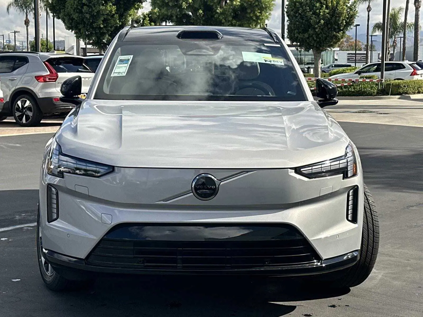 2025 Volvo