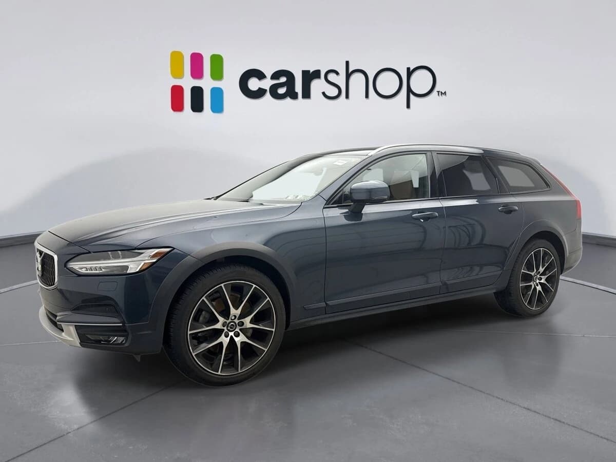 2020 Volvo