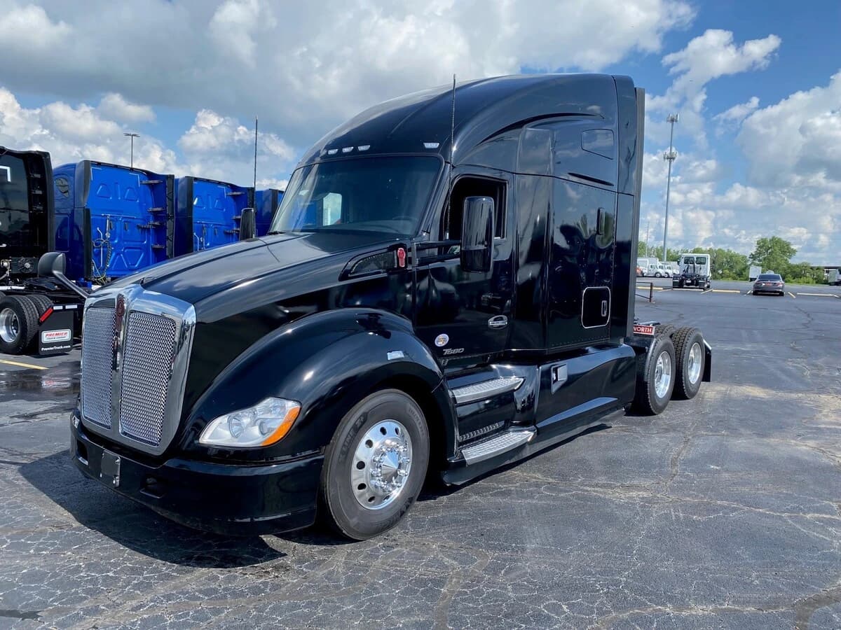 2023 Kenworth T680