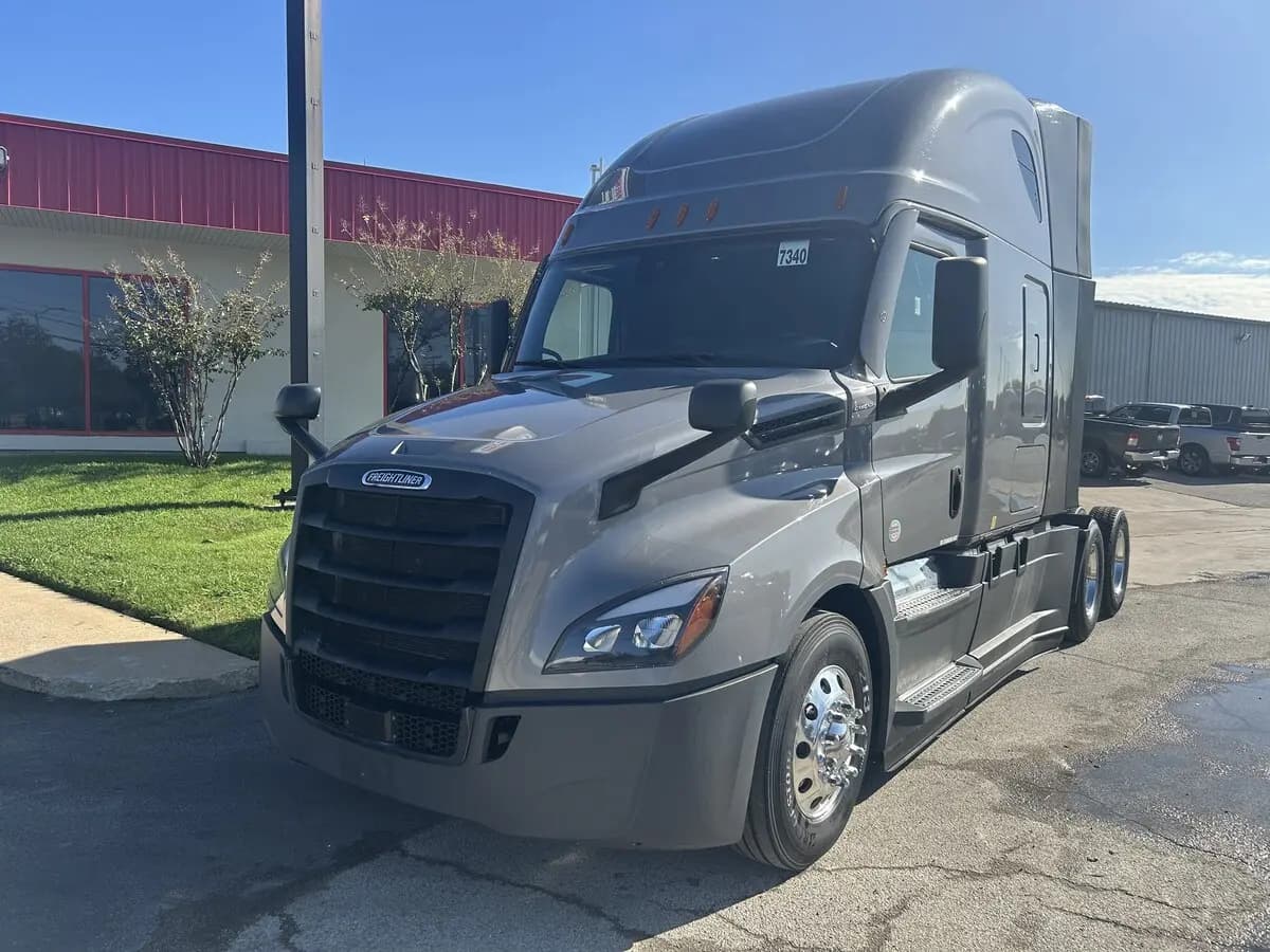 2021 Freightliner Cascadia