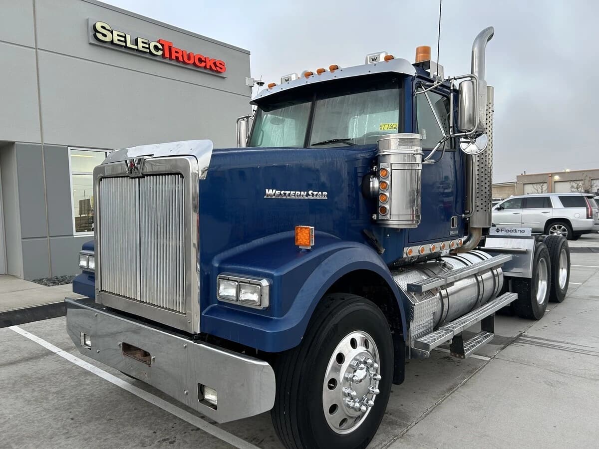 2017 Western Star 4900