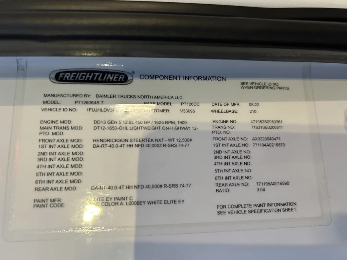 2023 Freightliner Cascadia in Amarillo, TX — photo 4