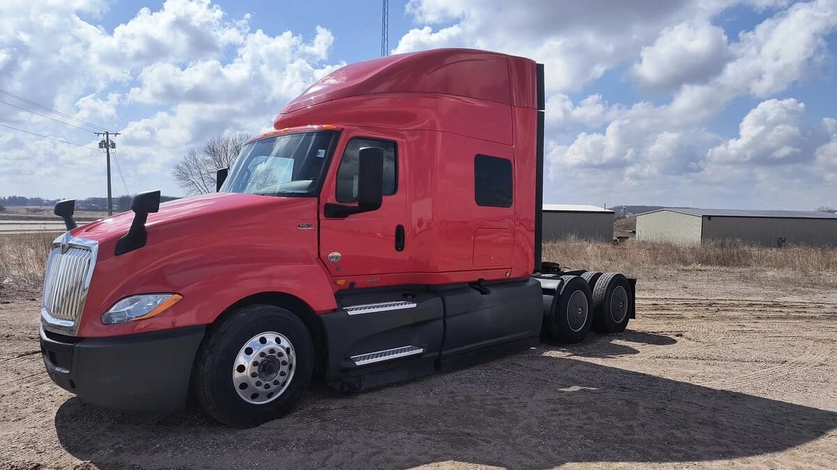 2021 International LT