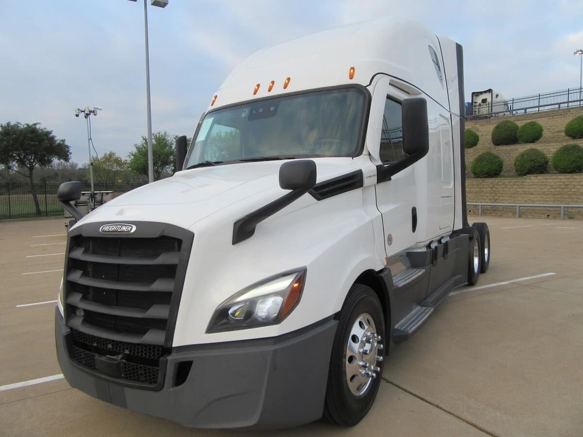 2024 Freightliner Cascadia