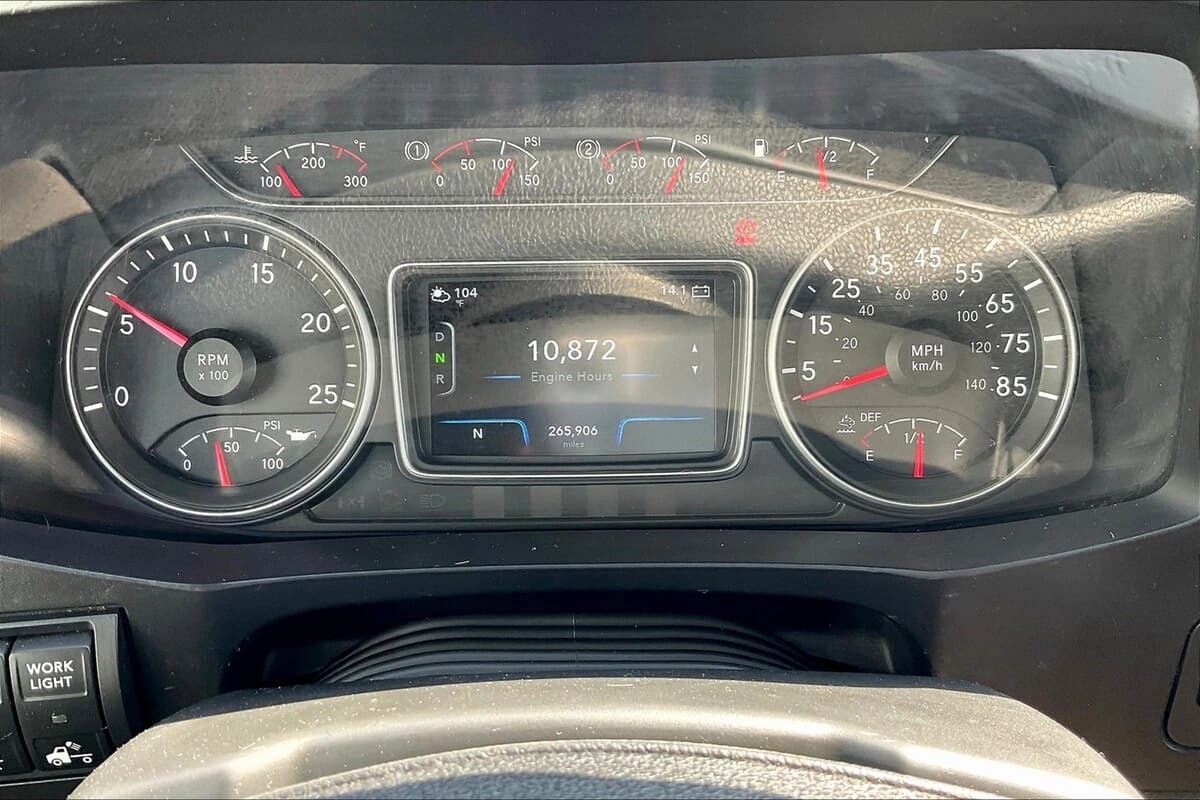 2022 International LT in Philadelphia, PA — photo 14
