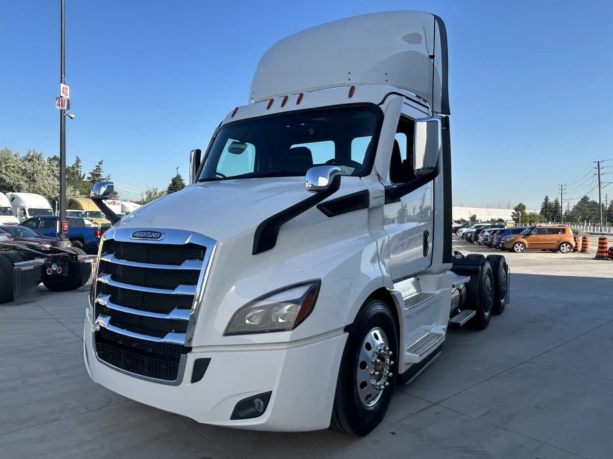 2026 Freightliner Cascadia