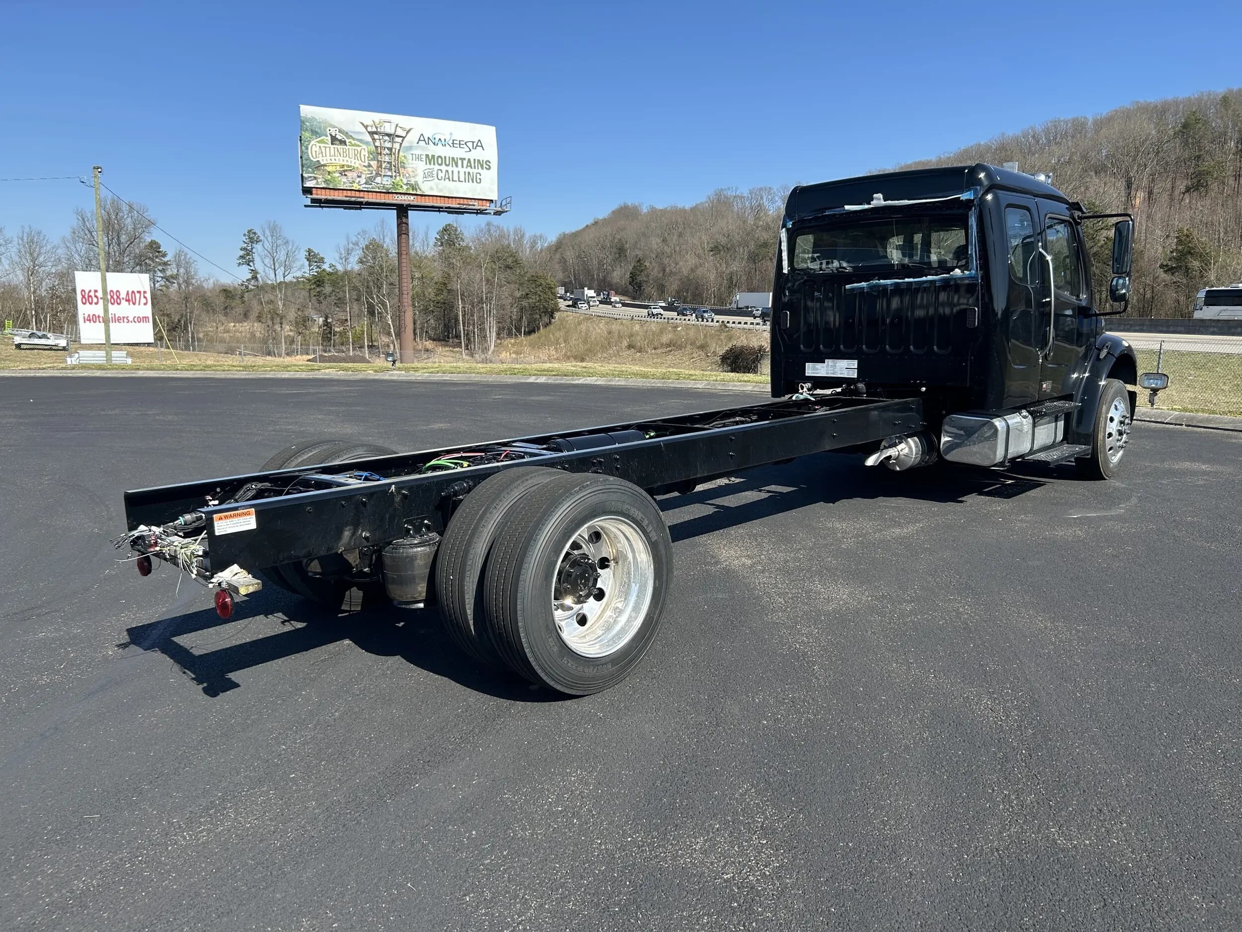 2025 Freightliner M2 106 in Knoxville, TN — photo 4