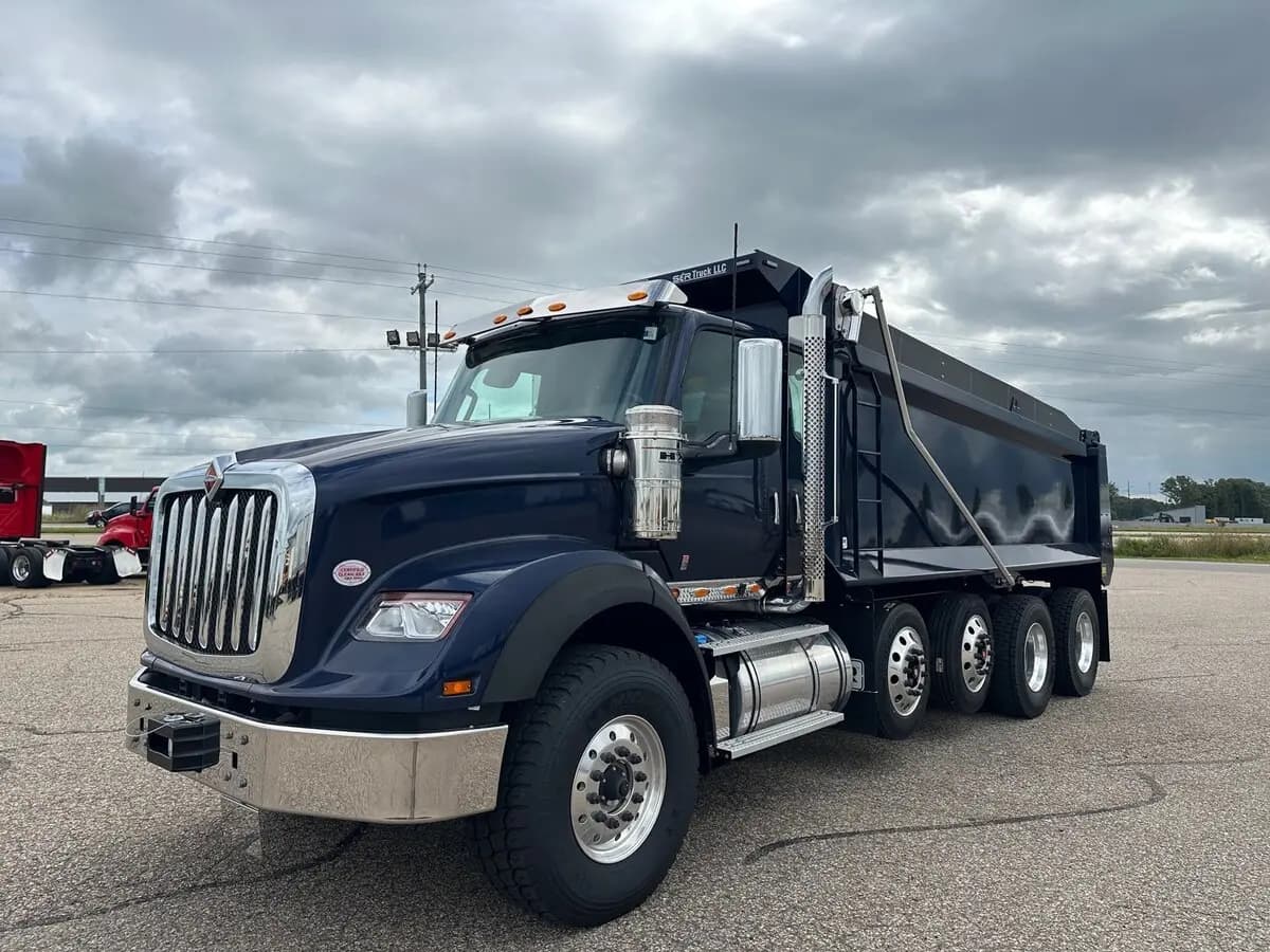 2025 International HX