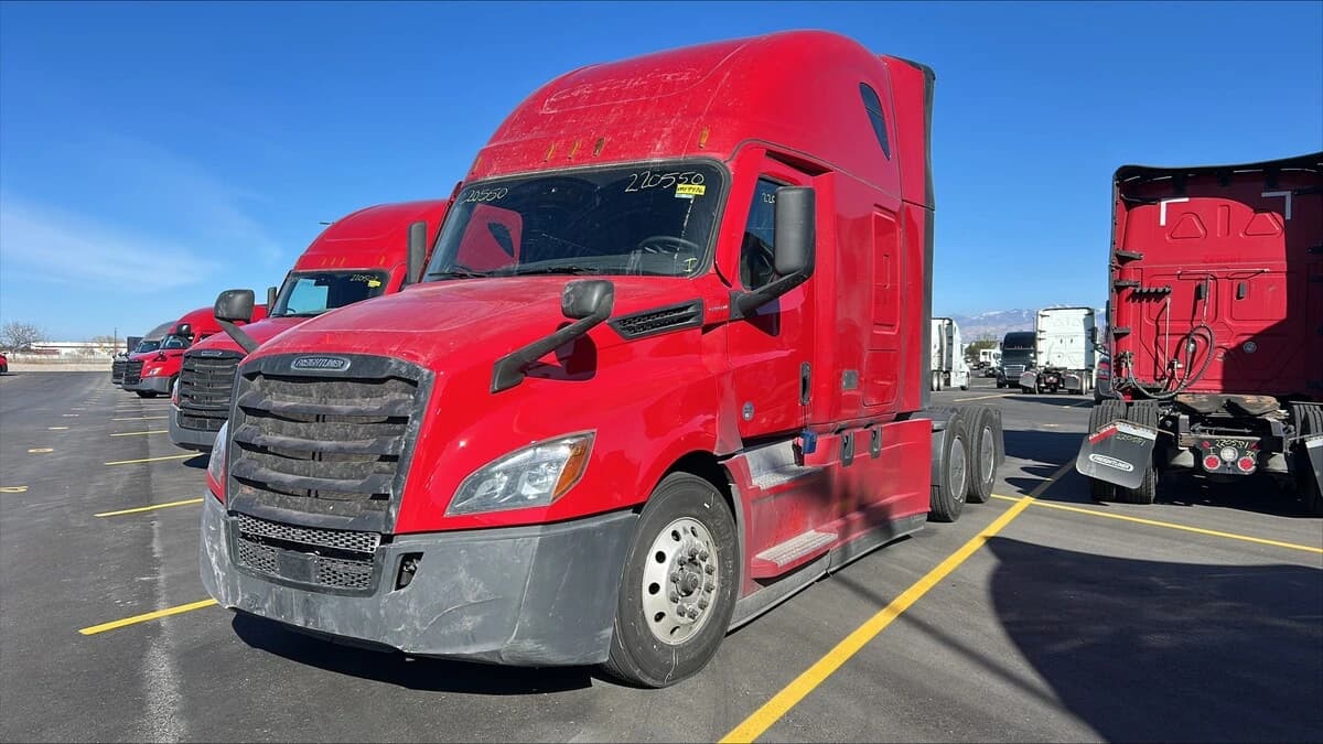 2022 Freightliner Cascadia