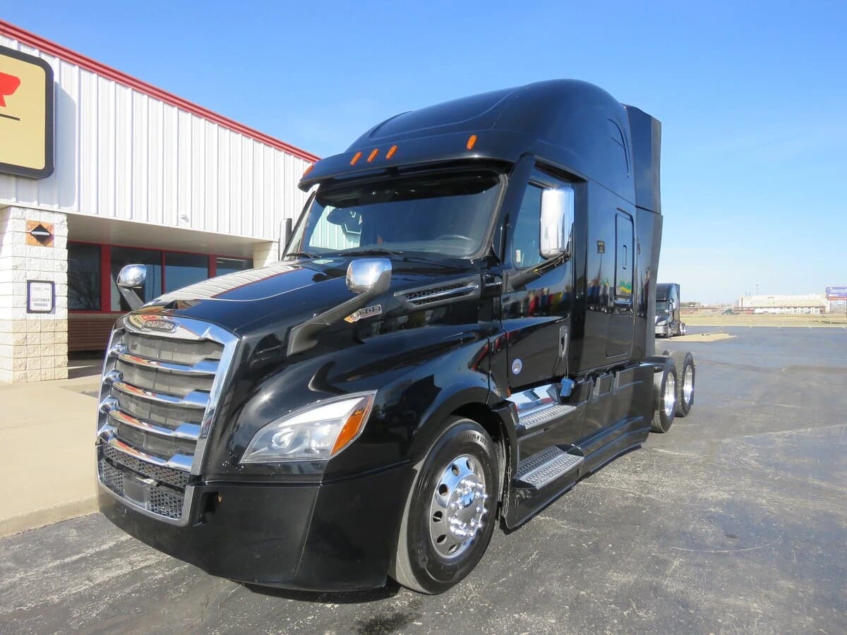 2022 Freightliner Cascadia