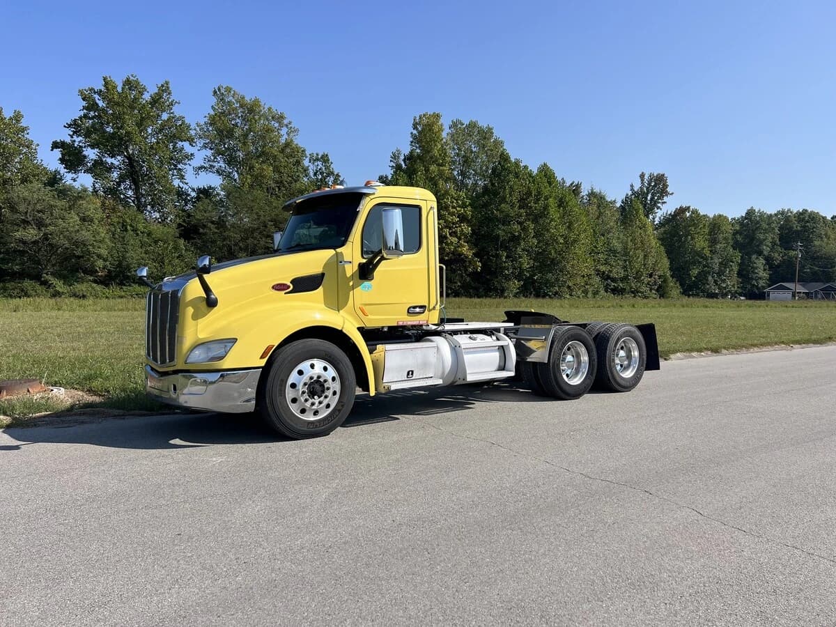 2020 Peterbilt 579