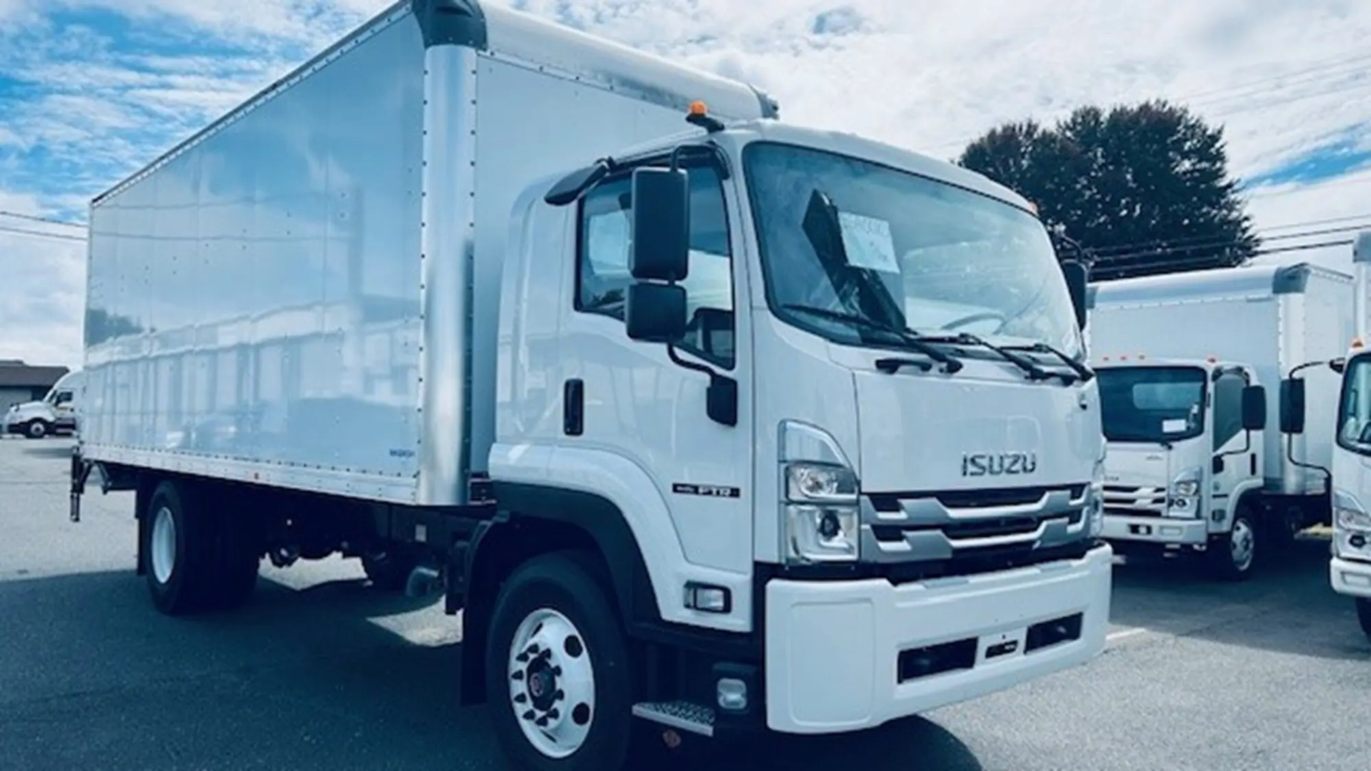 2025 Isuzu FTR