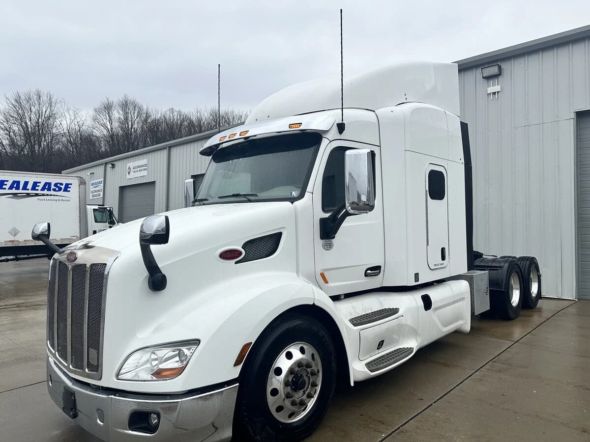 2020 Peterbilt 579