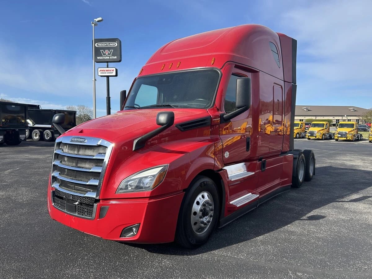 2023 Freightliner Cascadia