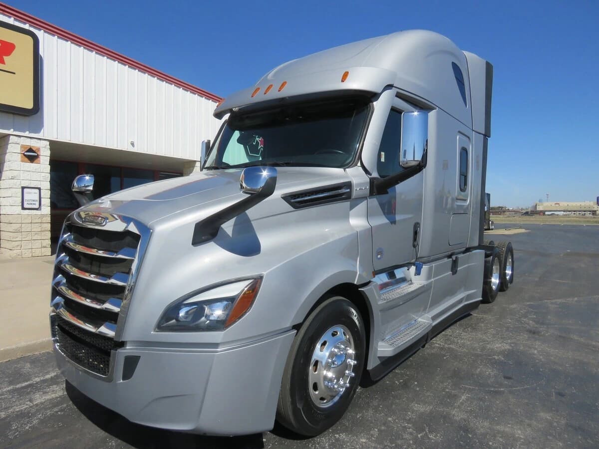 2022 Freightliner Cascadia