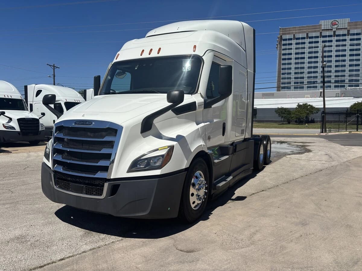 2022 Freightliner Cascadia